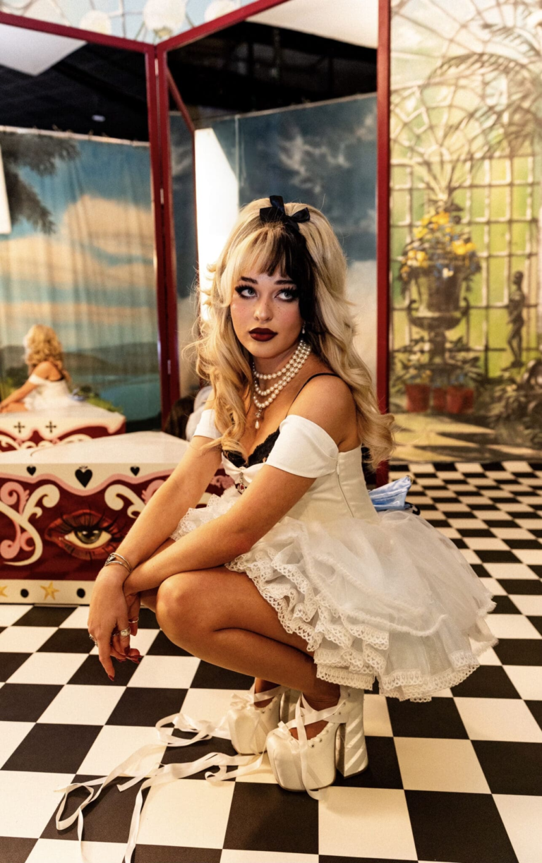 Luvcat Unleashes New ‘Lipstick’ Video – clashmusic.com