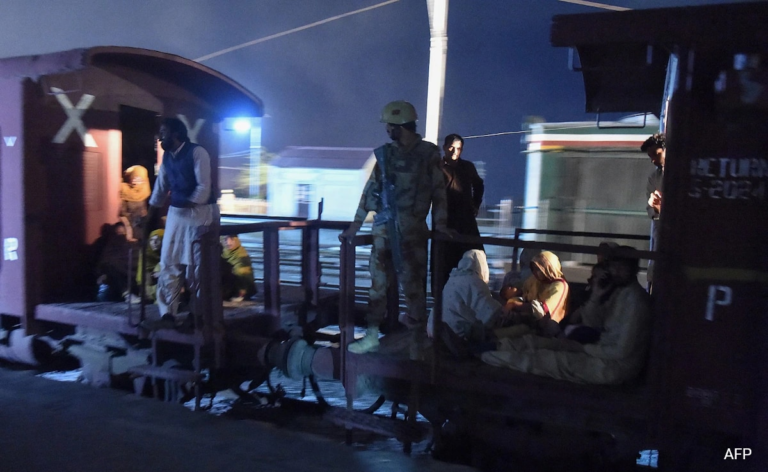 Pakistan Train Hijack Live Updates: 155 Hostages Freed, 27 Rebels Killed – NDTV