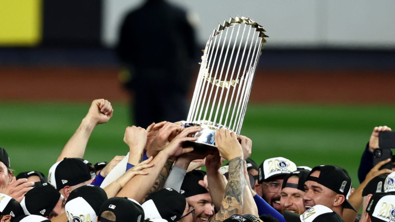 MLB power rankings by World Series odds: Dodgers clear 2025 favorites – USA TODAY